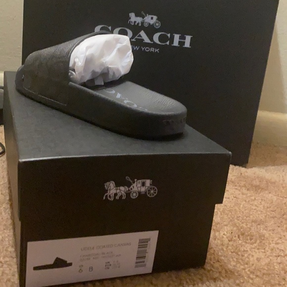 Coach Slides - Picture 1 of 4